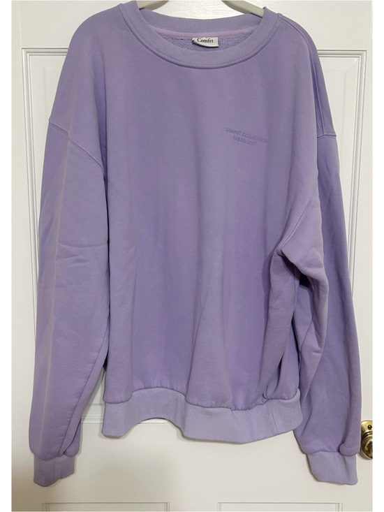 Comfrt Tops - Comfort Oversized Lavender Crewneck Sweatshirt